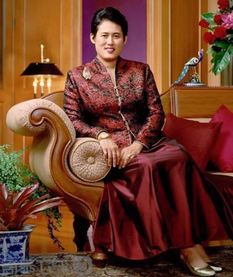 【推荐】诗琳通公主(泰国公主诗琳通)_综合资讯_滨屿移民网